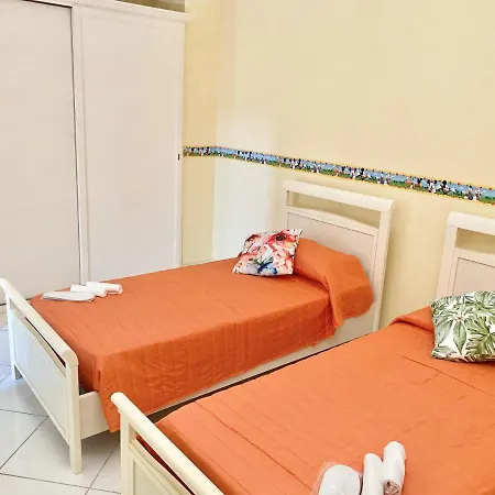 Holidacasa Miky - Adue Passi Dal Mare